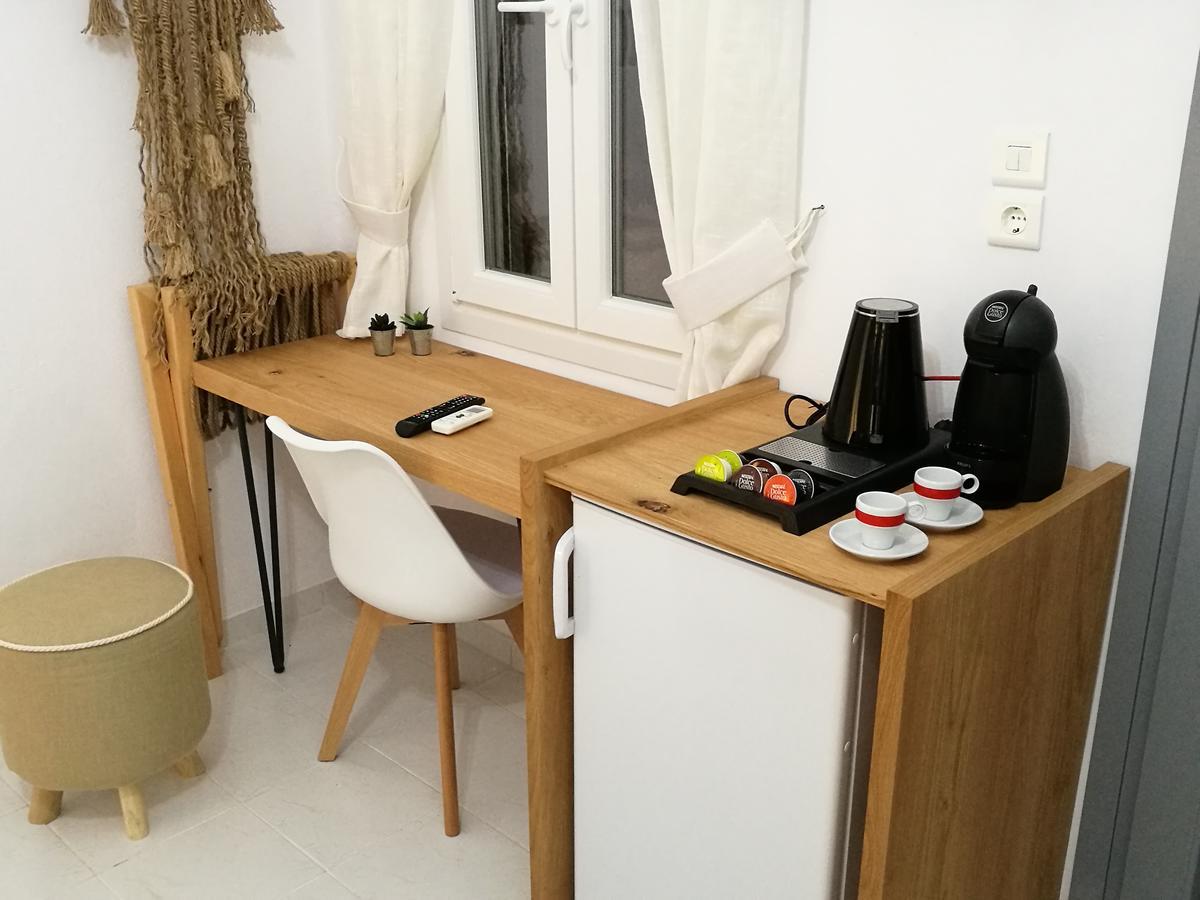 Gerania Milos Apartman Adámasz Kültér fotó
