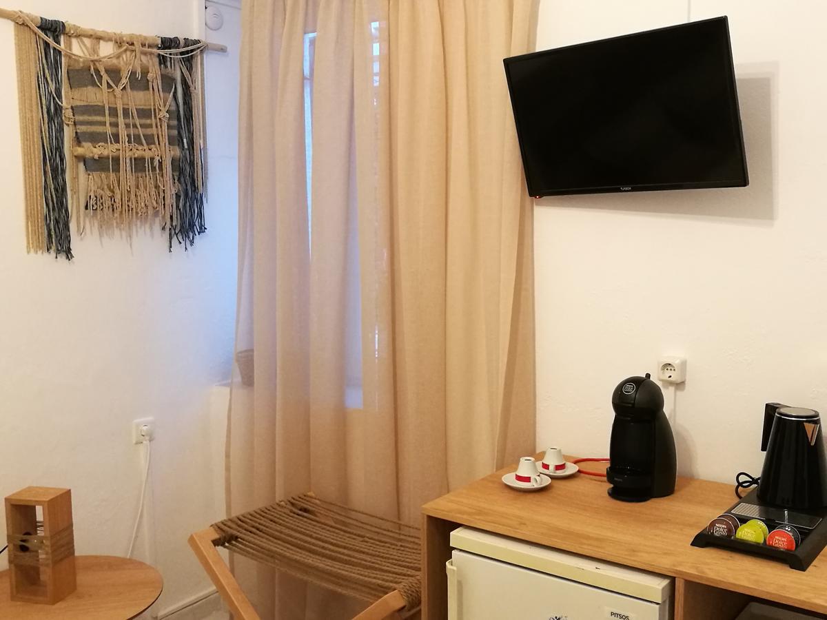 Gerania Milos Apartman Adámasz Kültér fotó